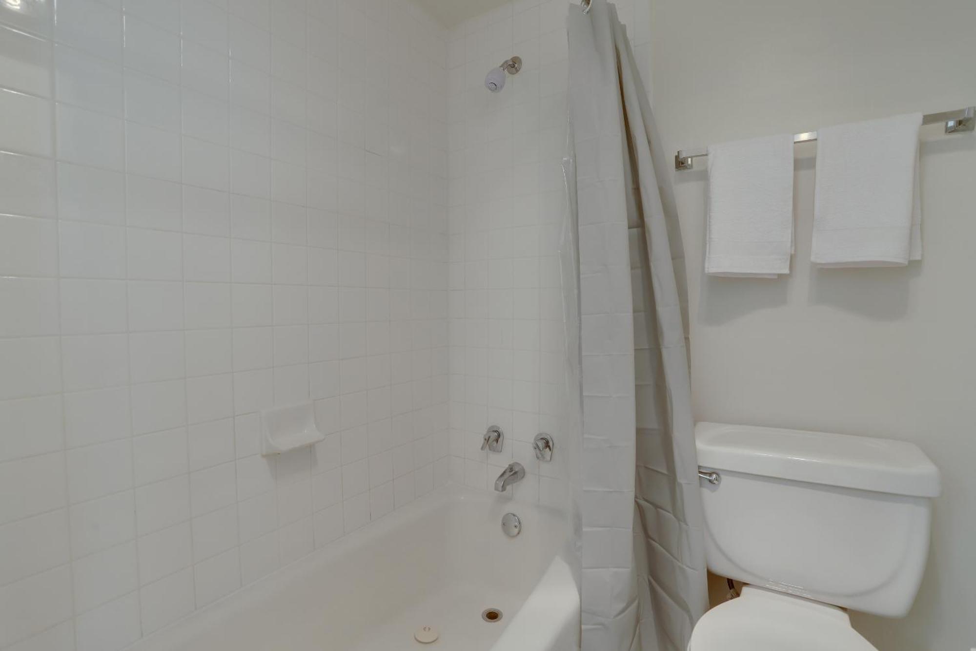Spacious 2 Bedrooms Apt @Crystal City With Gym Arlington Zewnętrze zdjęcie