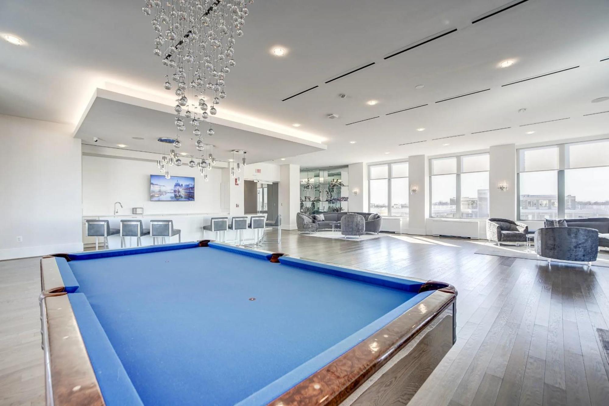 Spacious 2 Bedrooms Apt @Crystal City With Gym Arlington Zewnętrze zdjęcie